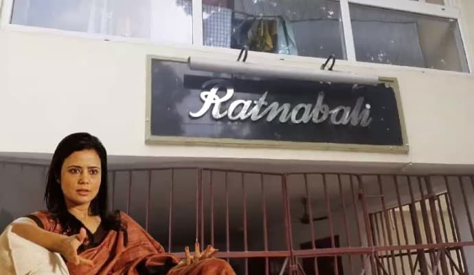 cbi raids in tmc candidate mahua moitras house