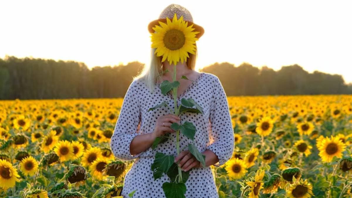 yellow person is a magical person to heal your life