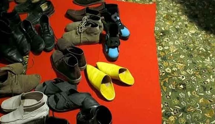  20 pairs of shoes stolen from mosque in Parliament complex