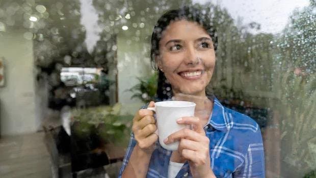  5 unhealthy eating practices to avoid during monsoon! LYF