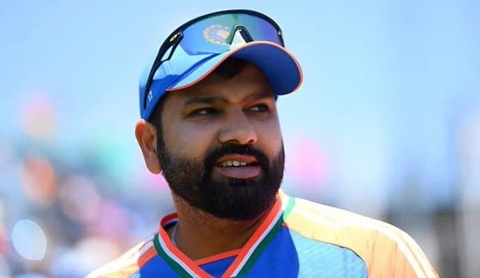 Rohit Sharma: ছক্কার রেকর্ড, ধোনিকে পেছনে ফেলে টি-২০ ক্রিকেটে সবচেয়ে সফল অধিনায়ক রোহিত