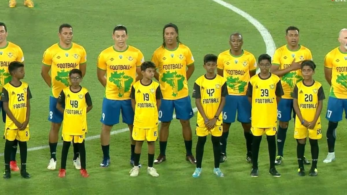 Brazil legends including Rivaldo and Ronaldinho wins in style against Indian masters spt 