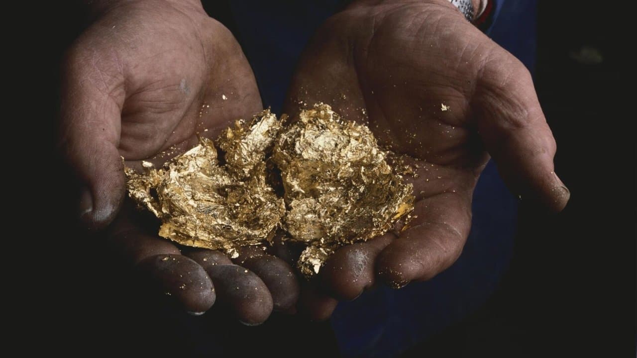Gold reserve in the world: how much of this precious metal left o n Earth