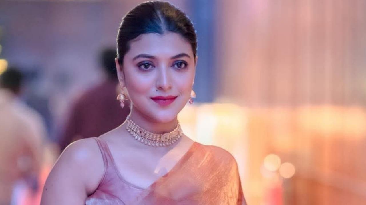 Actress Riya Ganguly write a cryptic note on social media