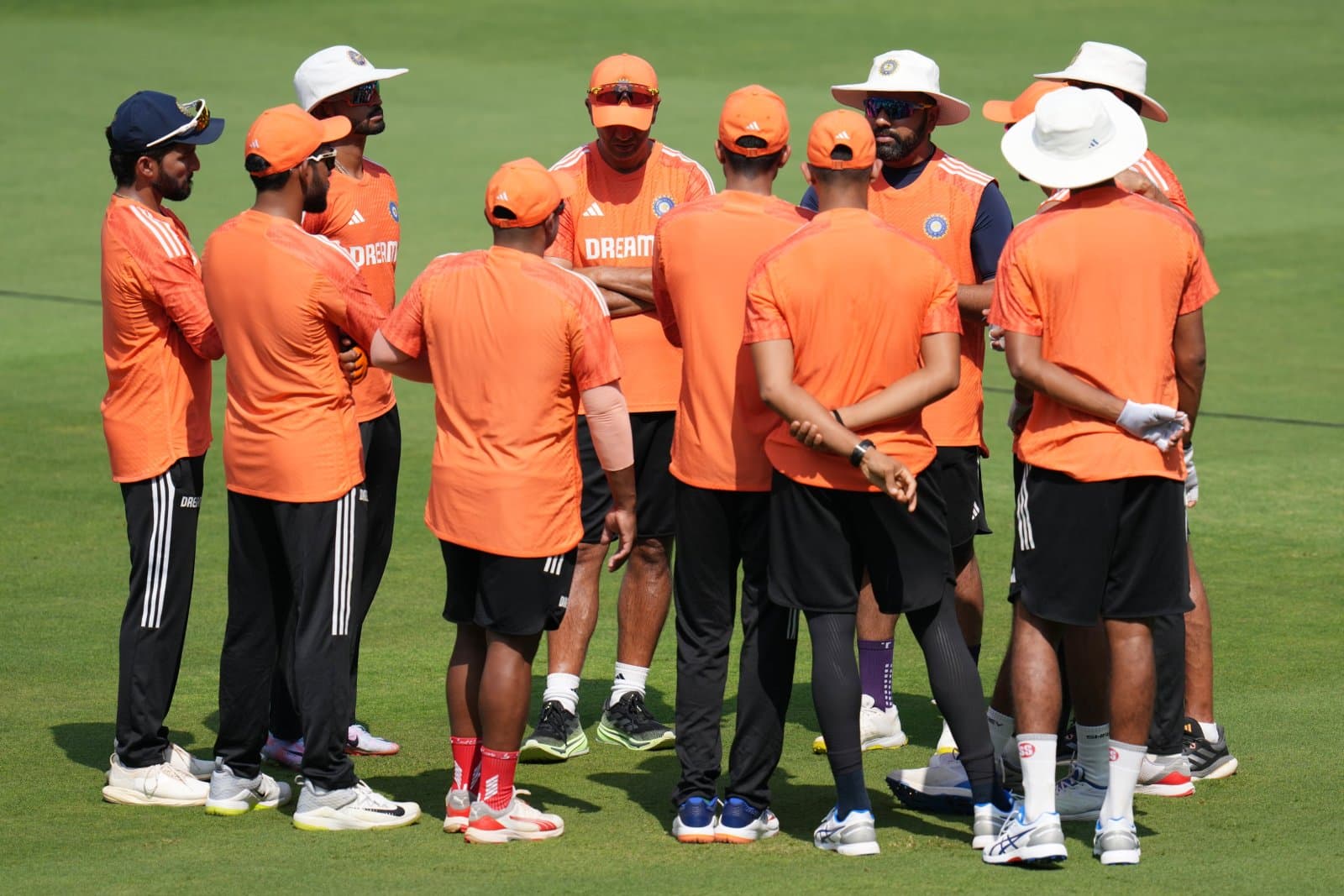 India-England: তিন তারকাকে ছাড়াই টেস্ট সিরিজে সমতা ফেরানোর চ্যালেঞ্জ রোহিতদের 