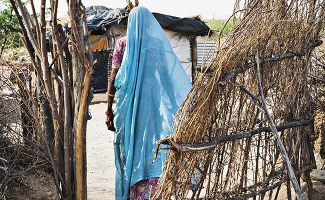 Rajasthan Woman Poverty To Become Sarpanch At 19
