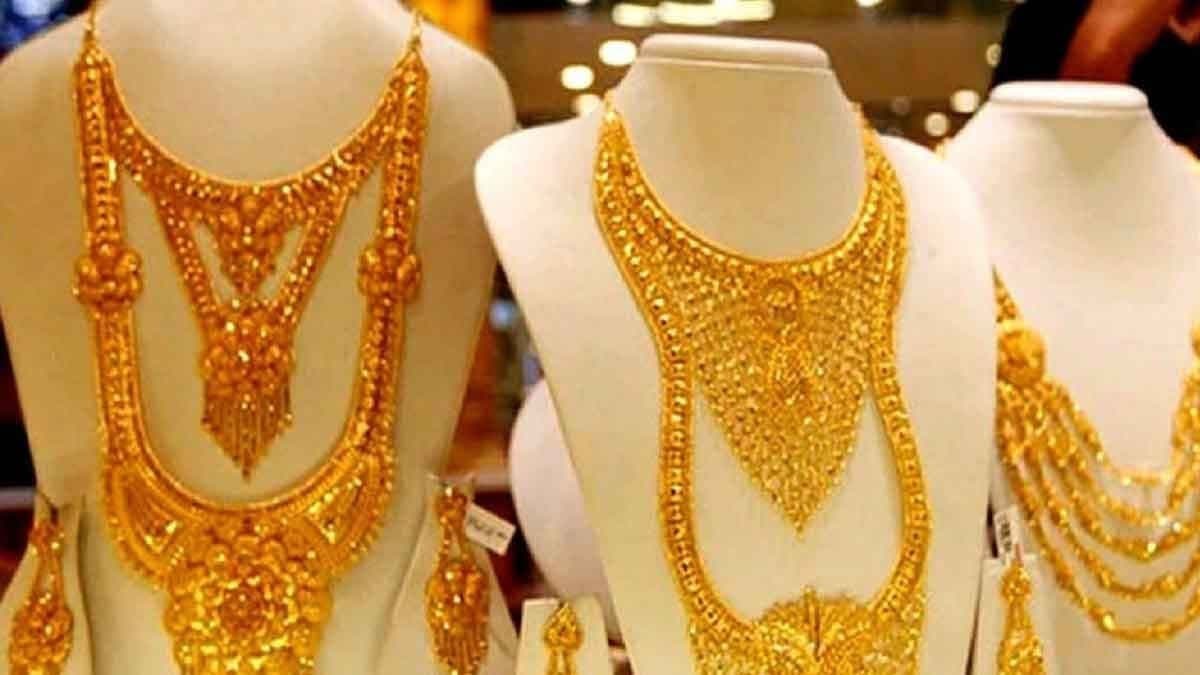 Gold Price Today Record High Check 22 and 24 Carat Gold Price on 15 June