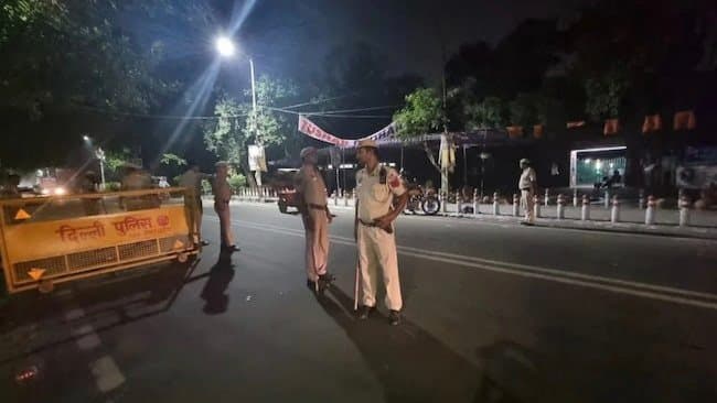 Two Men Stabbed To Death In Delhi, 4 Minors Arrested gnr 