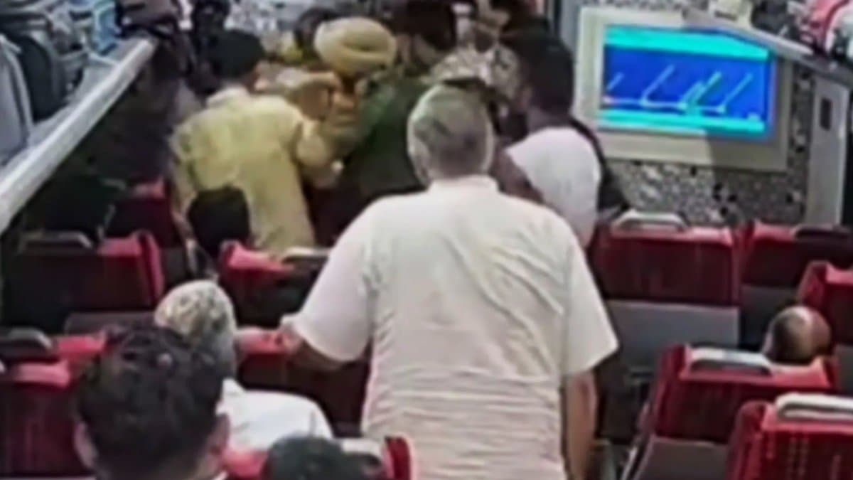 Man Refused Seat To BJP MLA Thrashed On Vande Bharat  viral video