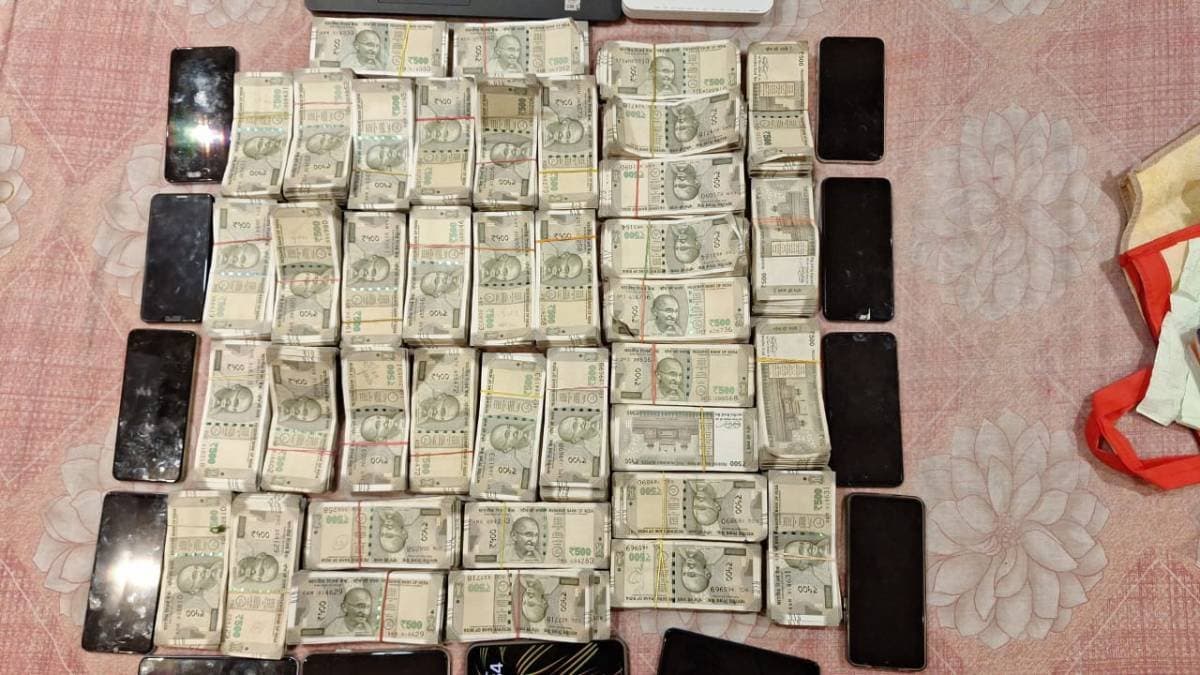 Youth Arrested in Kolkata with 19 Lakh in Cash for Cyber Crime