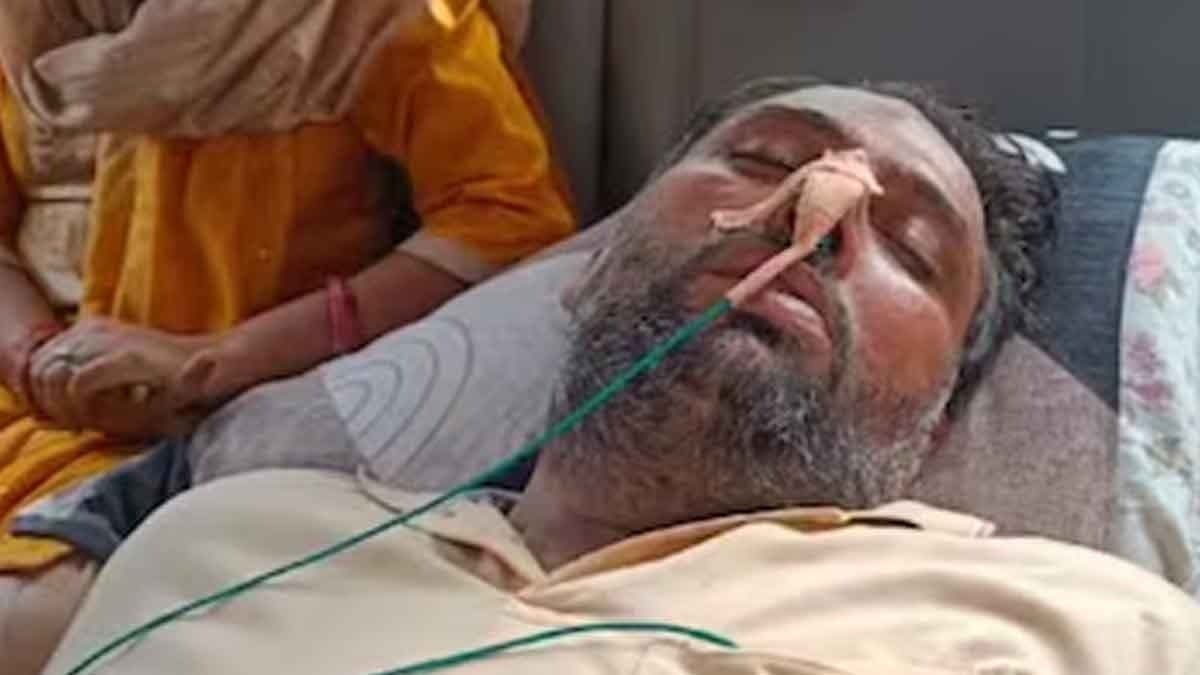 Man In Critical Condition After UP Police Hand Him Acid Instead Of Water In Lock-Up_gnr