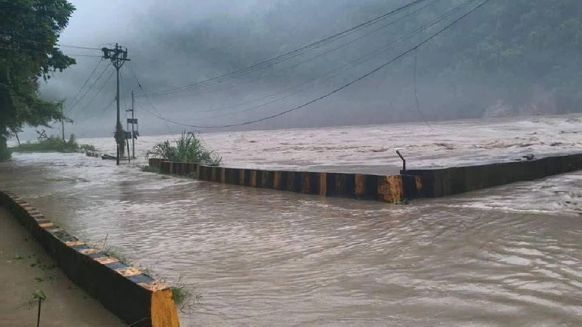 Teesta swept away vast area of North Bengal leaving a heavy damage in Sikkim and Darjeeling