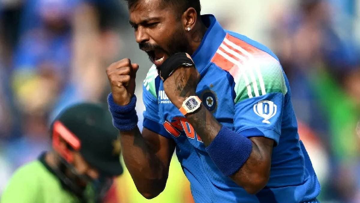 Hardik Pandya Wears Rs 7 Crore Watch Against Pakistan, Sets Social Media Ablaze spt