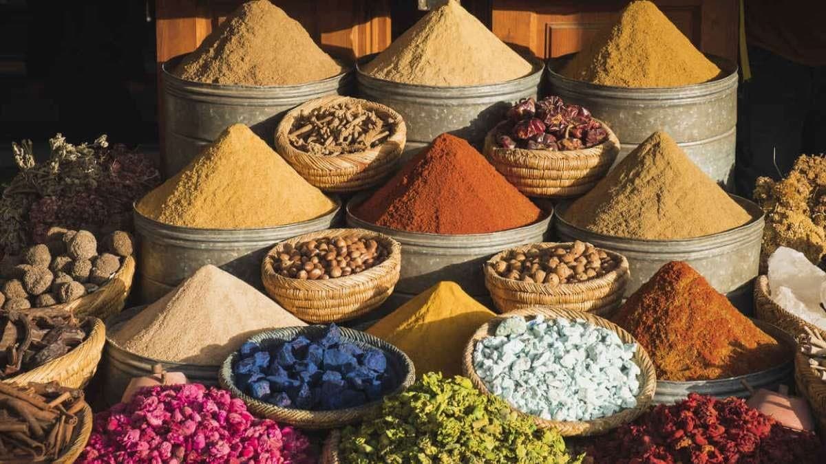 carom seeds or ajwain can easily prevent periods cramp maintains blood sugar level also can improve digestion system lif