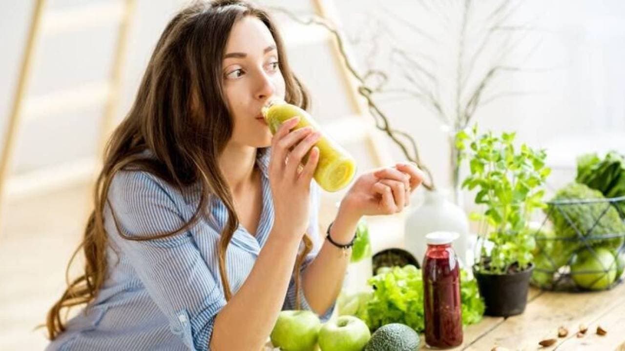 These homemade natural anti-ageing drinks nourish from within