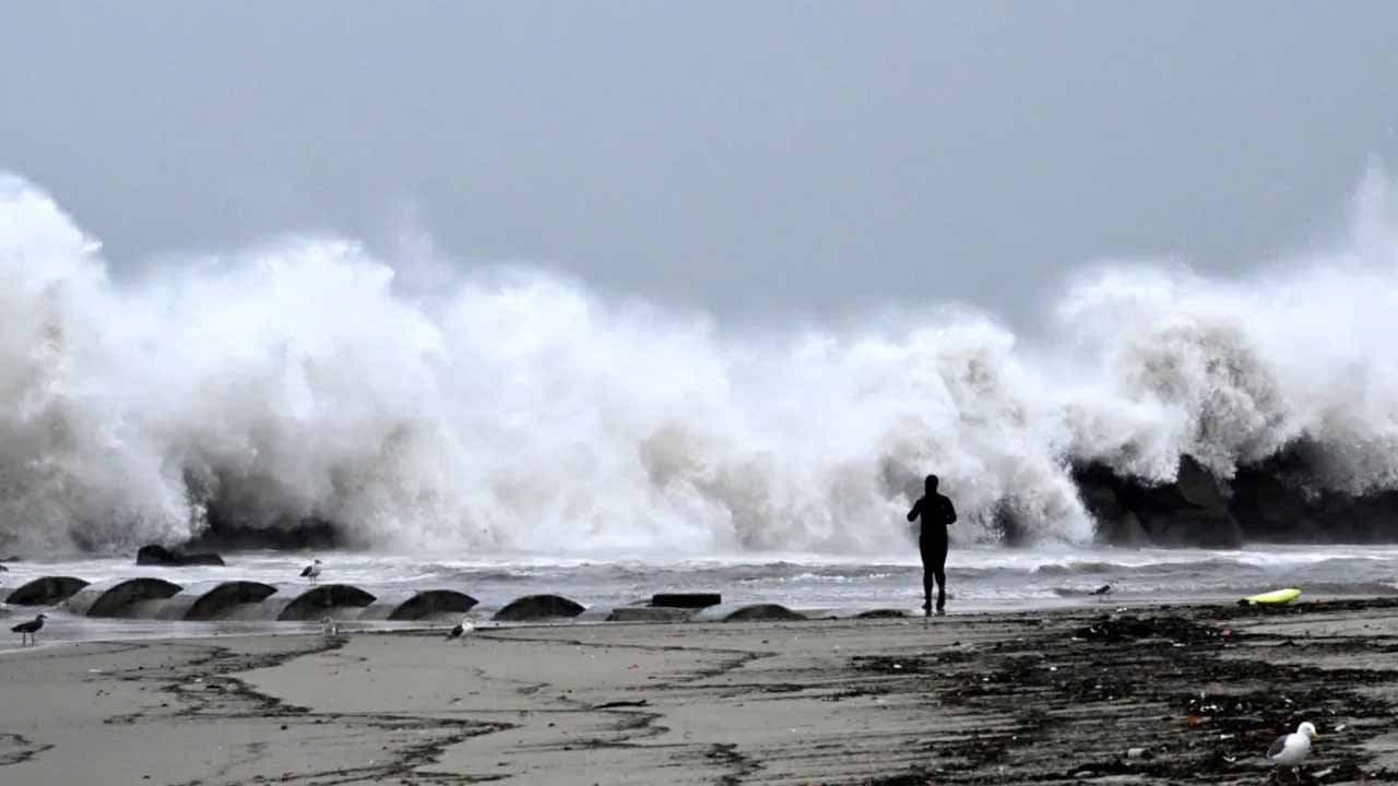 Cyclone Ditwah Update IMD Weather Forecast Winter Update in West Bengal