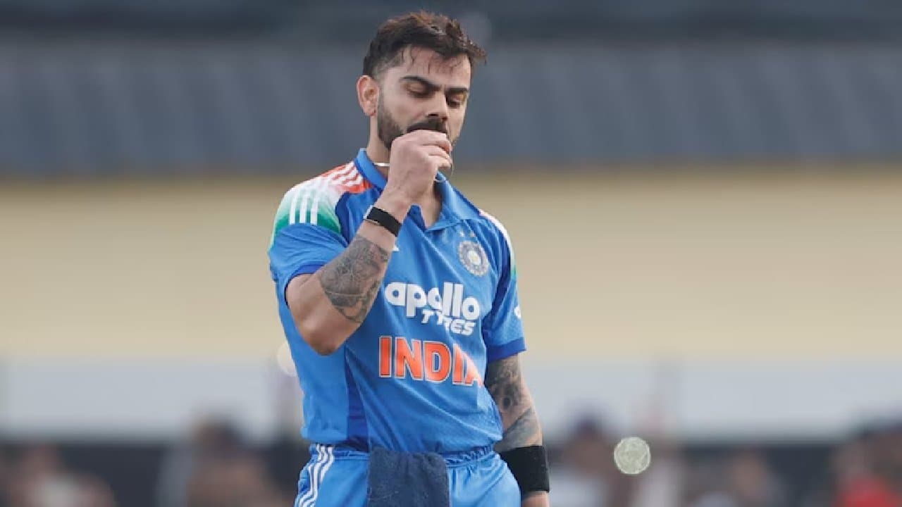 Virat Kohli has serious exchange with bcci selector before second oneday