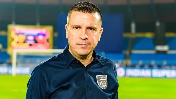 New Mohun Bagan coach Sergio Lobera to land in Kolkata tonight-will start practice from Thursday 