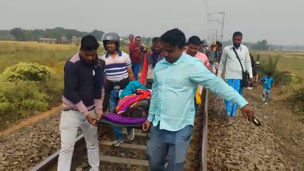 Woman fell from moving train kept allegedly unattended for long time