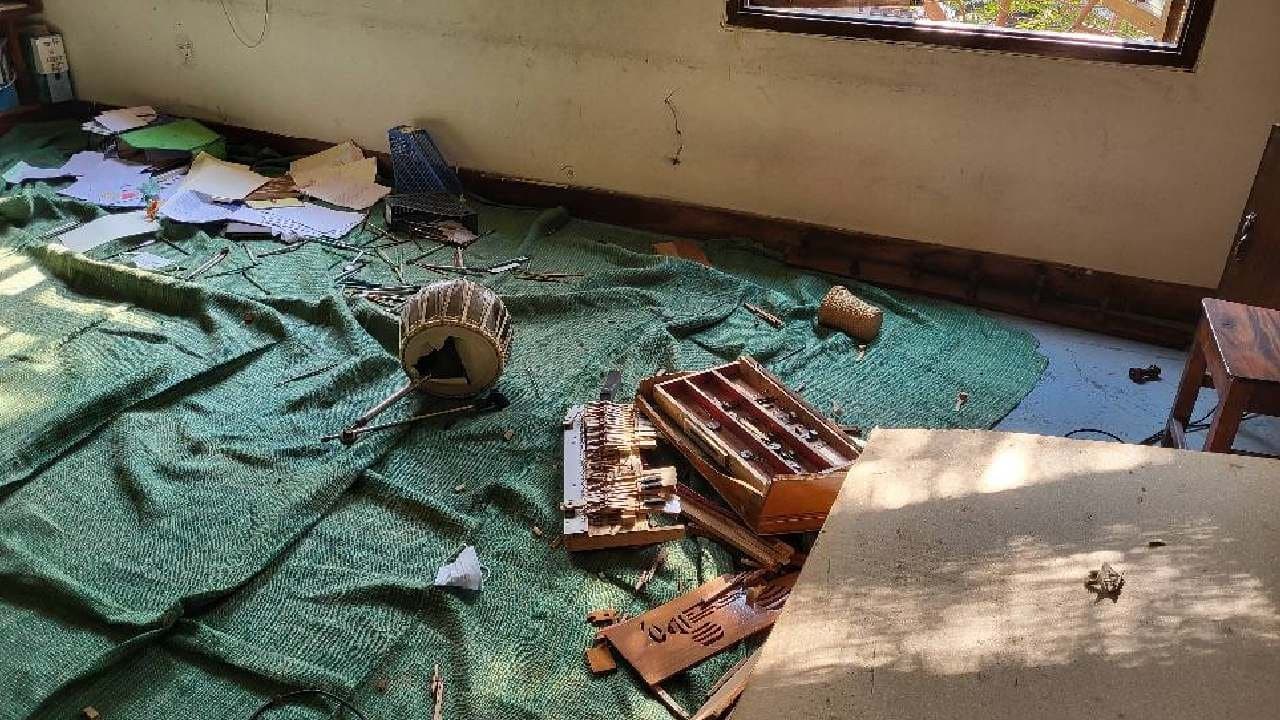 Bangladesh Unrest chhayanaut building vandalized prothom alo office set on fire