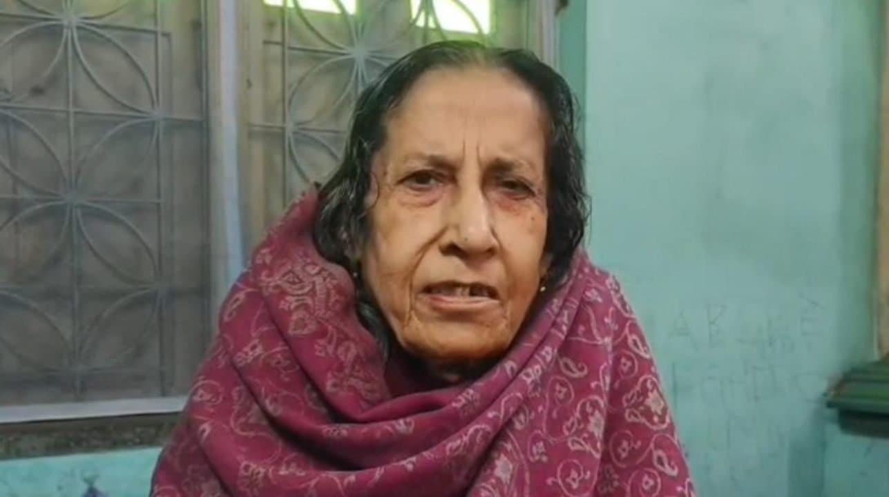 Robbery At former teacher home They tried to kill her in Hooghly