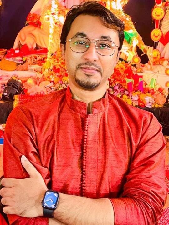 A Trip to Loleygaon: Friendship, Secrets and Second Chances — A Contemporary Bengali Short Story