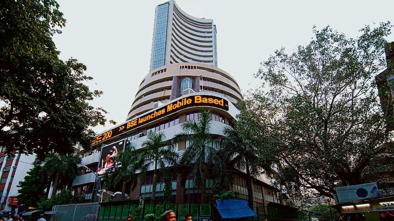 Stock Market Down Today Sensex down 800 points Nifty below 26000