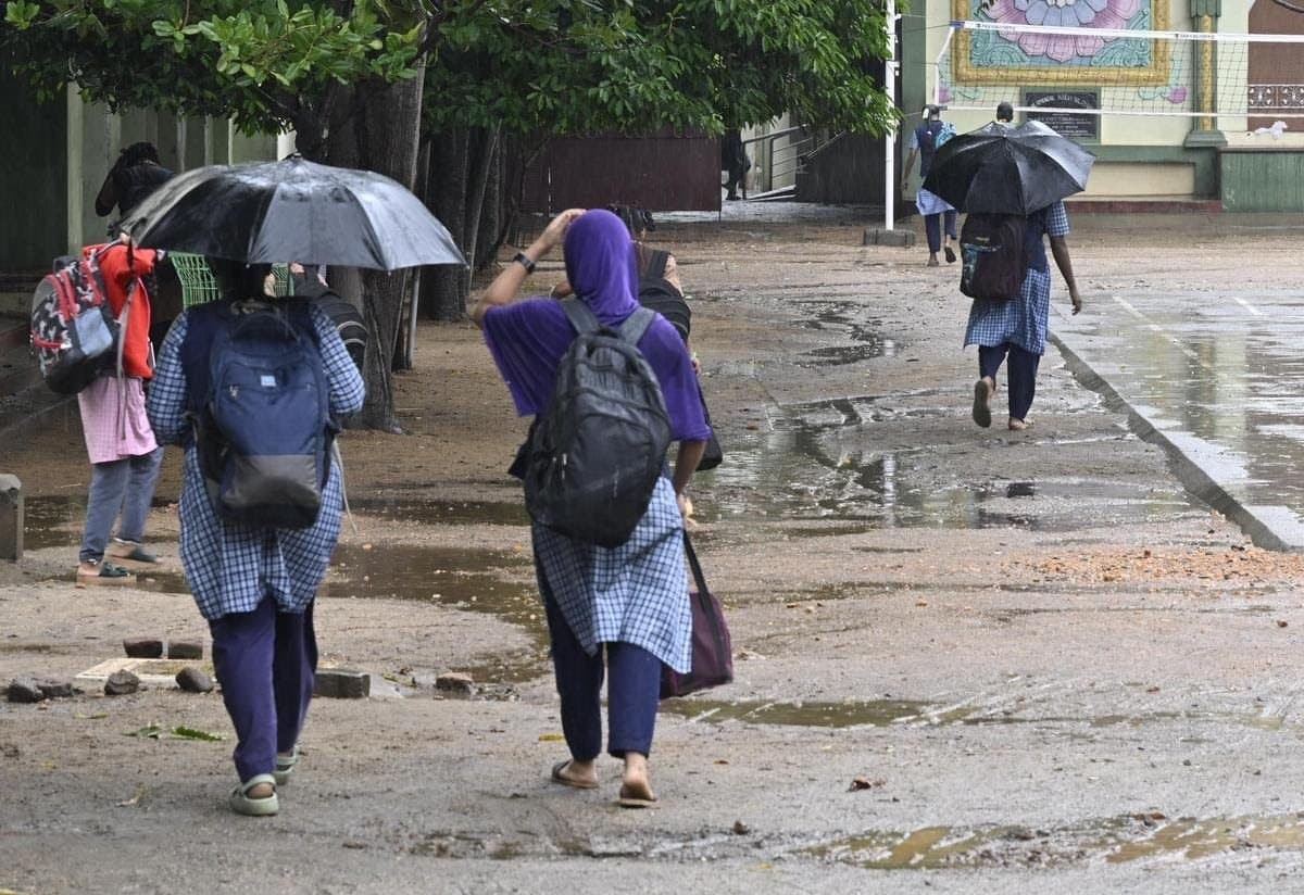 Schools And Colleges Will Remain Shut in Tamil Nadu On Tuesday