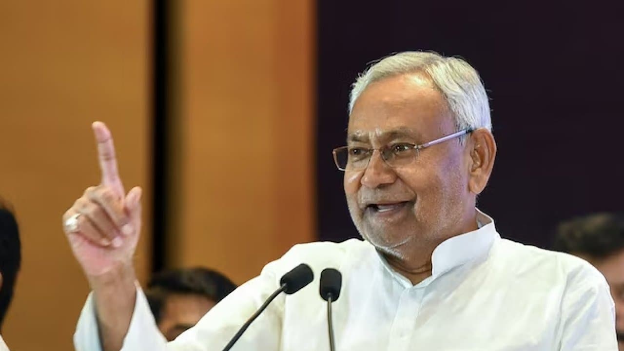 Pulls Down Doctors Hijab Opposition Questions Nitish Kumars Mental State 