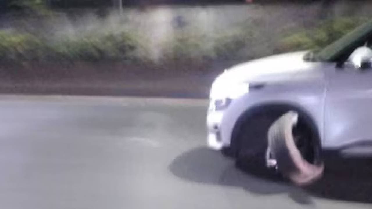 Drunk Driver Speeds Through Pune Traffic Even After Car Loses Tyre