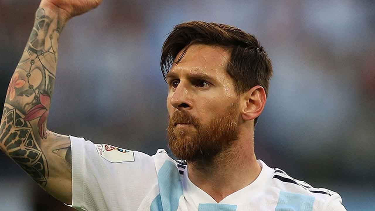 If you pay Rs 10 lakh You can shake hands with Lionel Messi