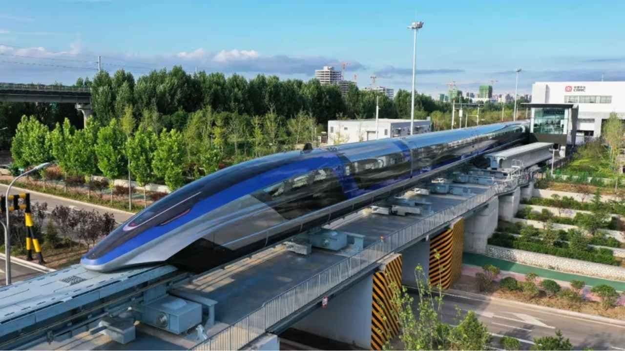 China: Maglev train hits 700 kmph speed and makes world record