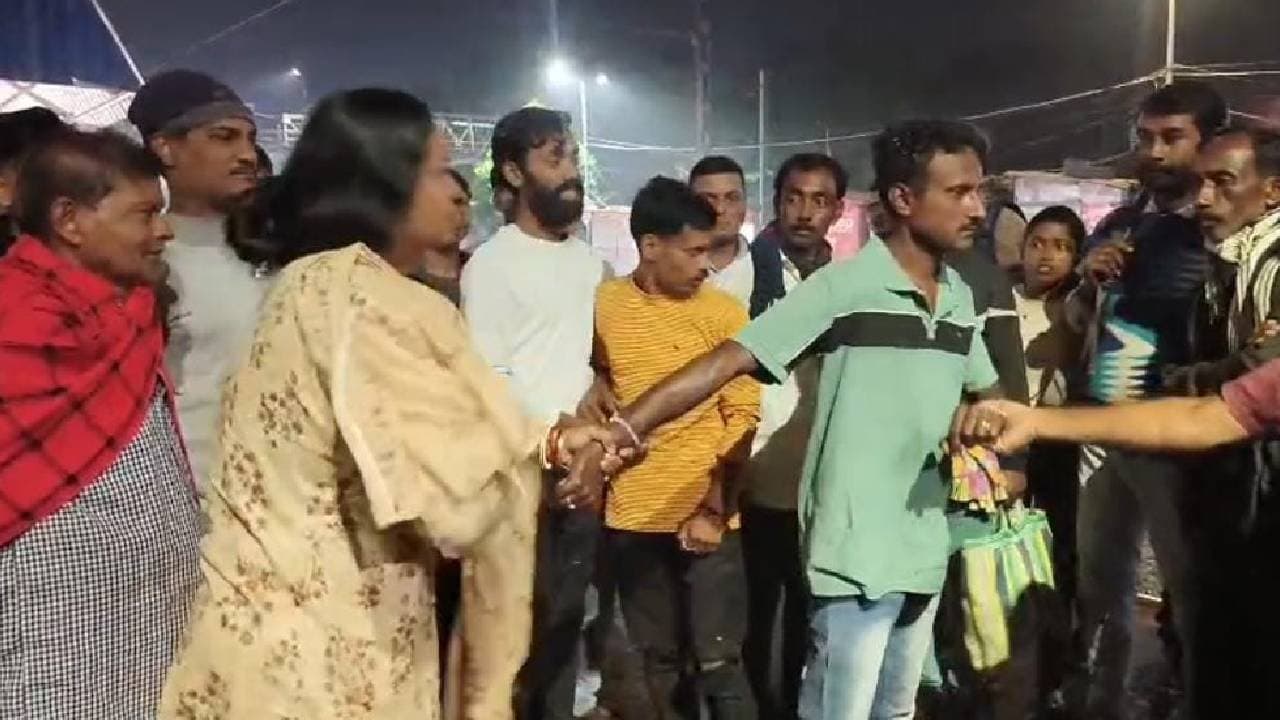 Young Man Of Duttapukur Local Arrested by Rail Police For Misbehaving in Train 
