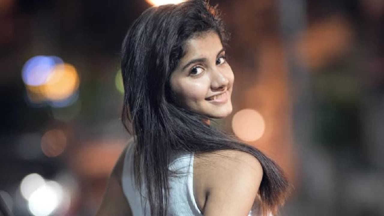 Abhika Malakar shares her experience of working Hok Kolorob 