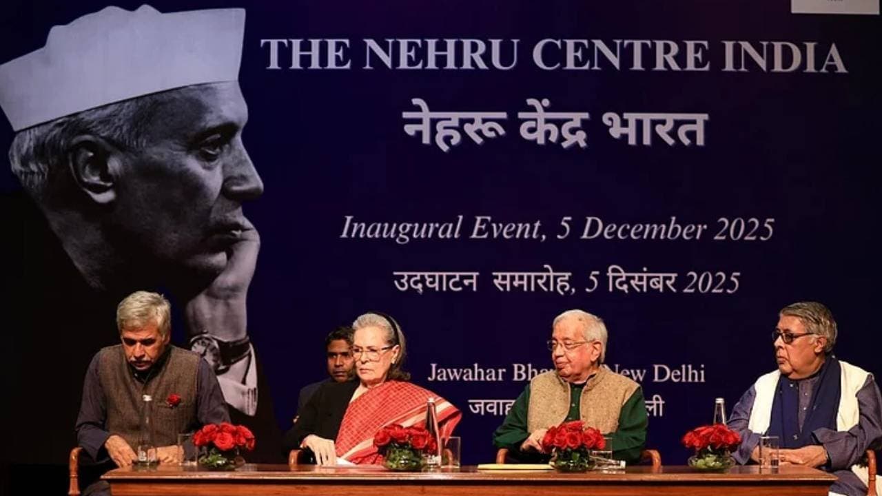 Sonia Gandhi warns against attempts to nullify Nehru