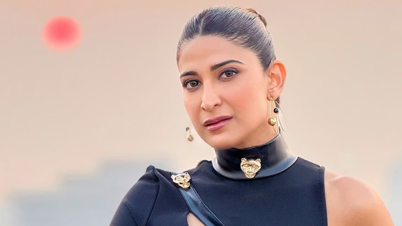 Aahana Kumra Involved In Car Accident Escapes without Injury