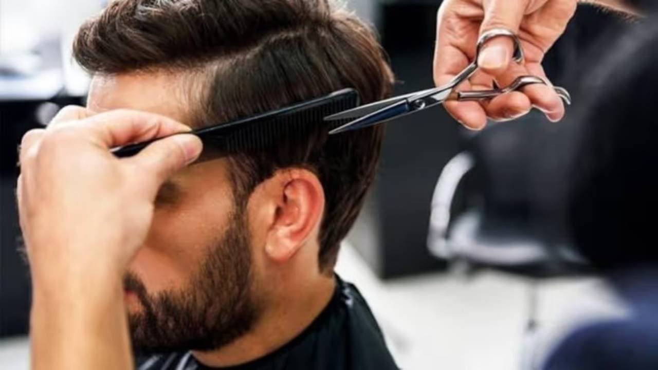 According to astrology in which days should cut hair