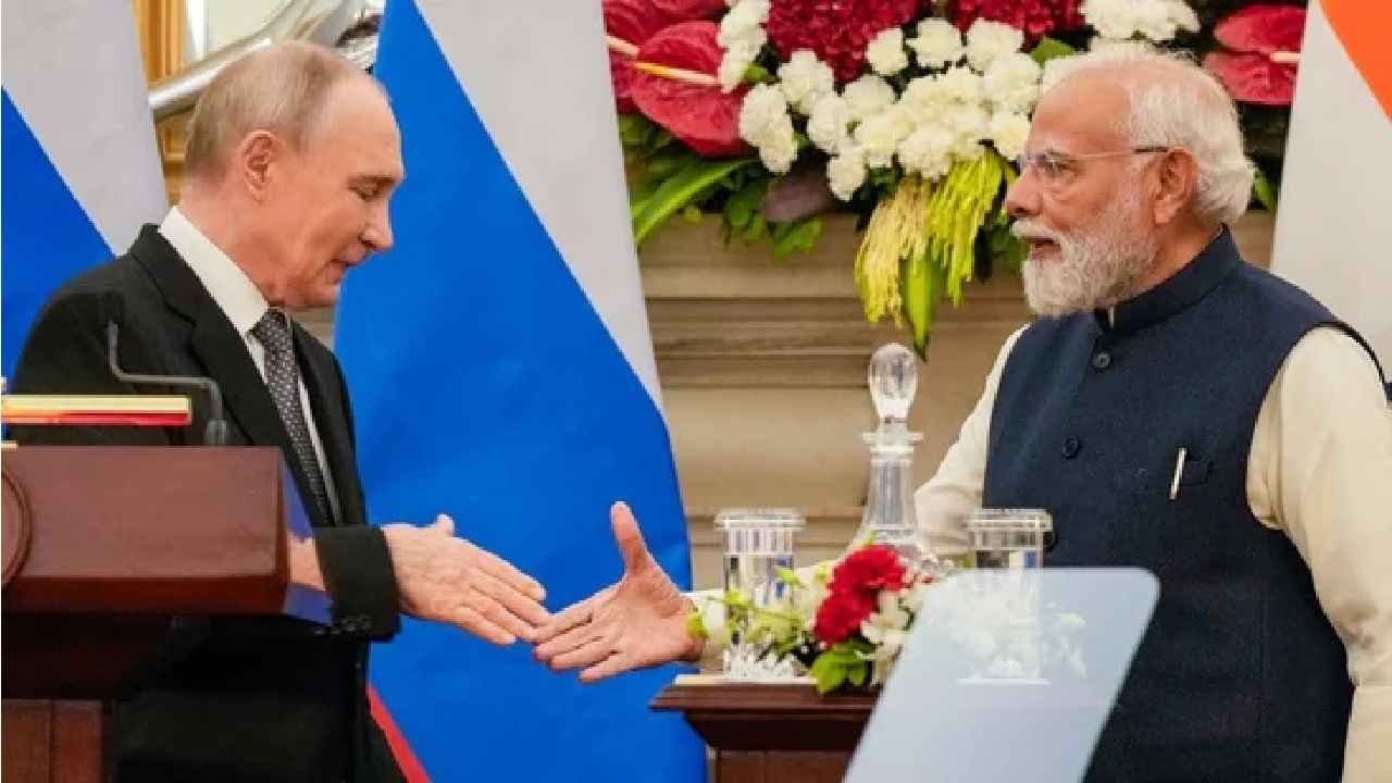 Modi Putin: Walk together in fight against terror