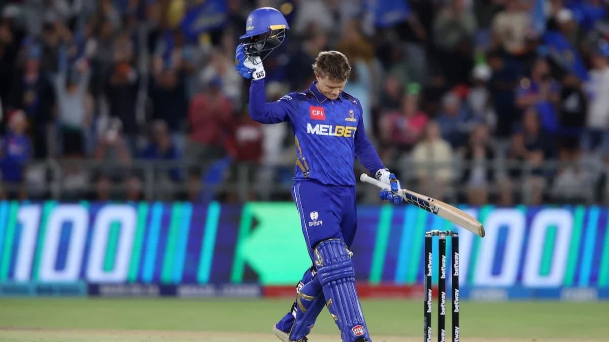 Ryan Rickelton was caught one handed by a spectator earning a reward of 1.08 crore in SA20