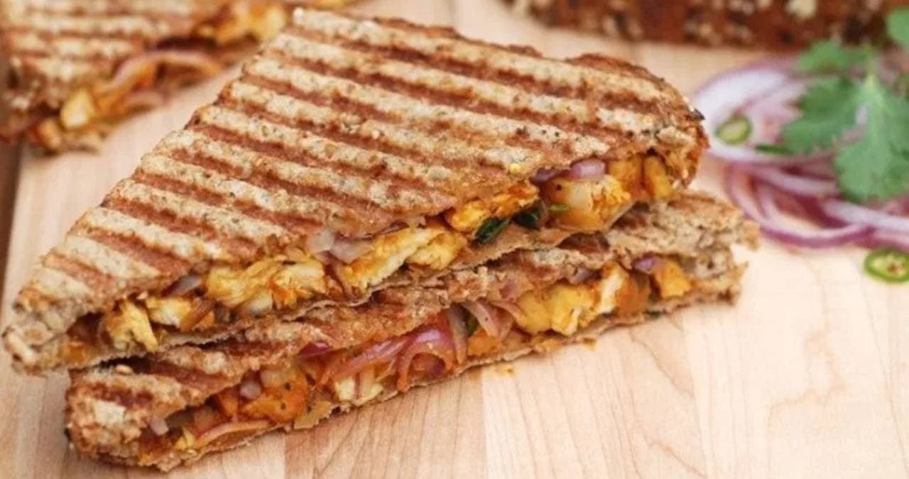 How to make perfect sandwitch at home like restaurent  lif