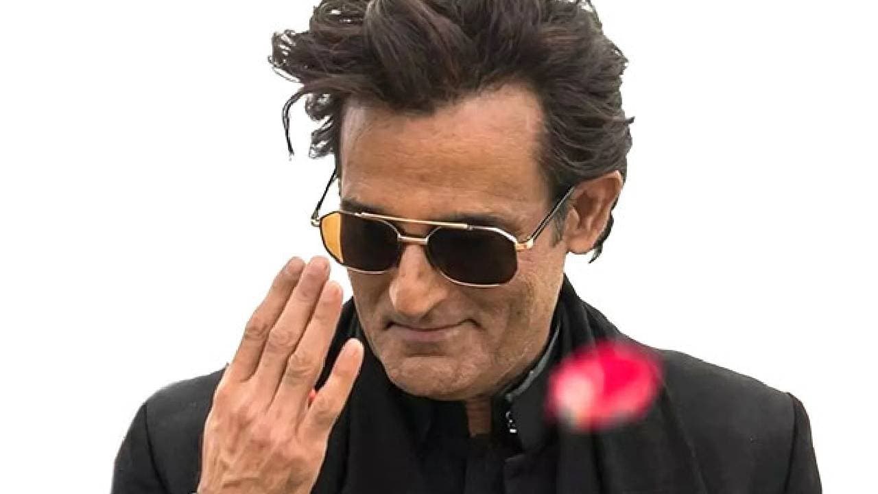 Akshaye Khanna s horoscope insights on career 