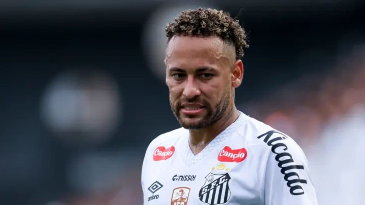 Neymar will undergo knee surgery after playing through the pain to help Santos avoid relegation