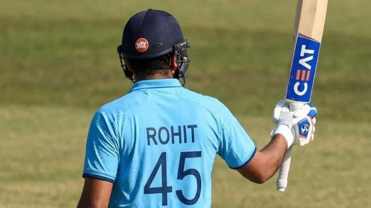 Rohit Sharma stops young fan from touching his feet after Vijay Hazare opener 