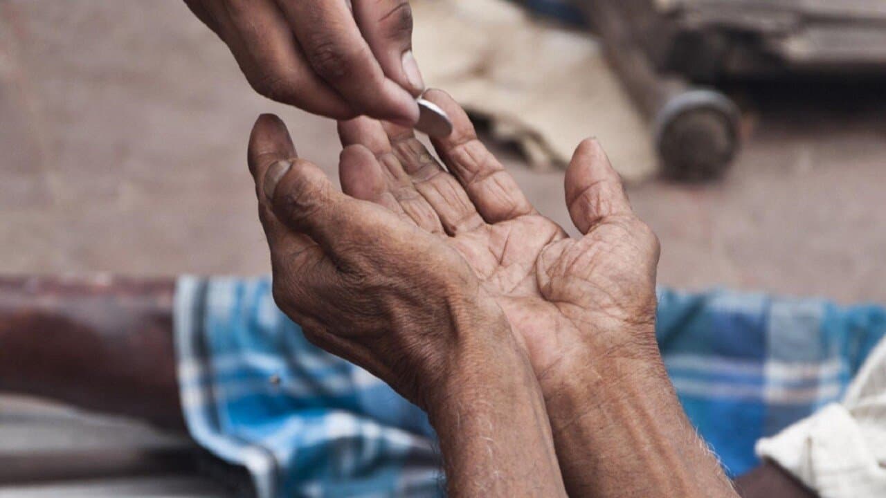 Saudi Arabia deports thousands Pak beggars here reason