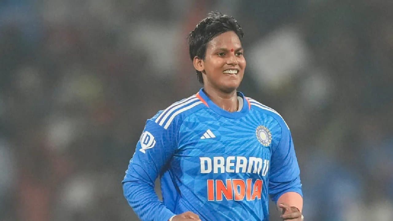 Deepti Sharma Claims nunber one Spot In T20I Bowlers Ranking