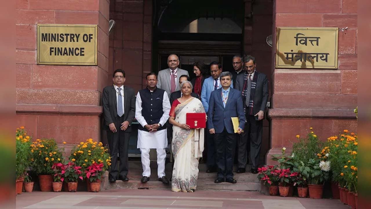 Confusion on date of the presentation of the Union Budget in 2026 why 