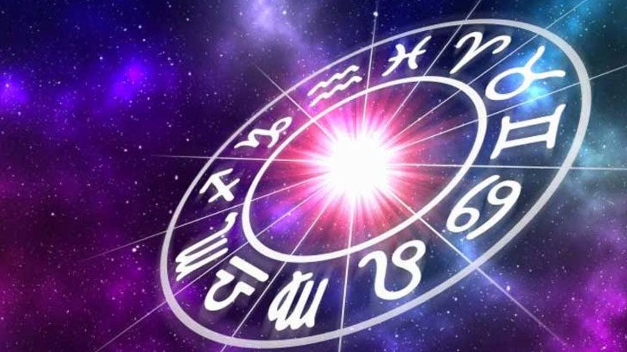 Which zodiac signs will get good news on first january
