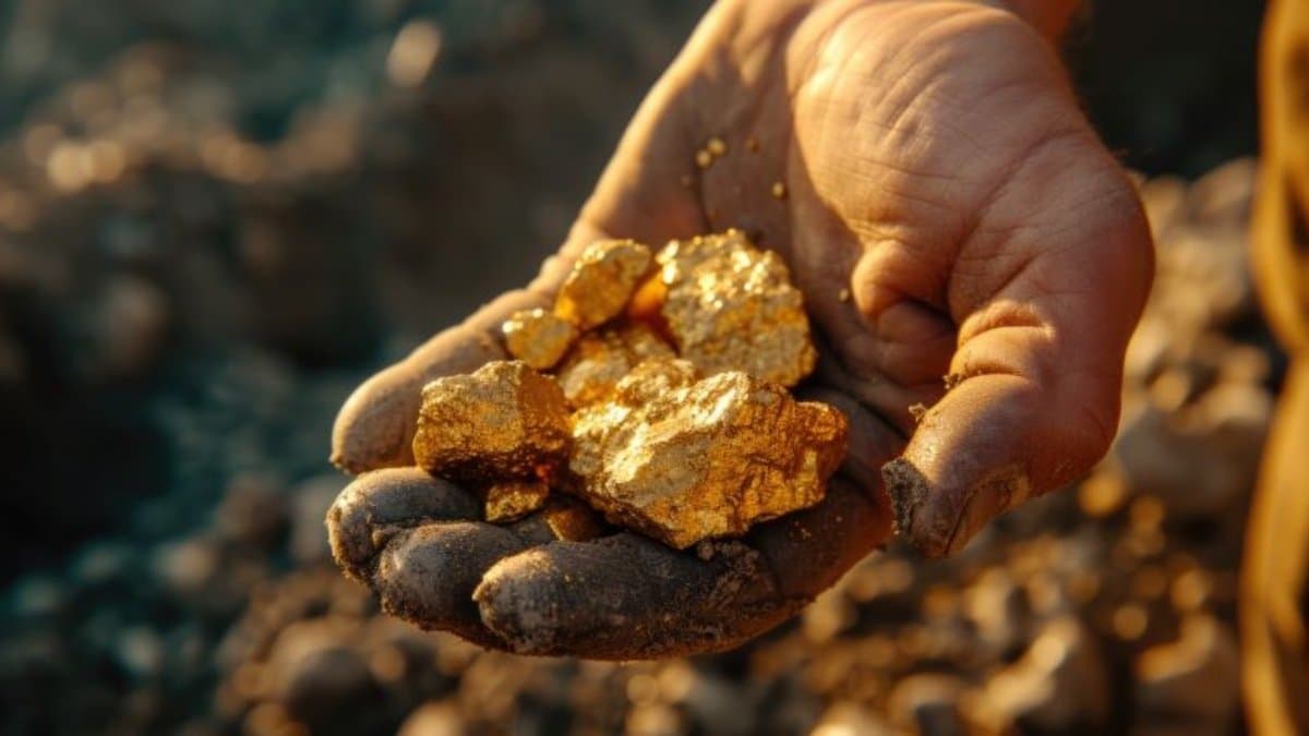 Gold: can we really make this precious metal in our home