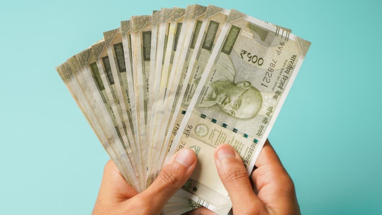 Tamil musician actor GV Prakash Kumar falls for online scam