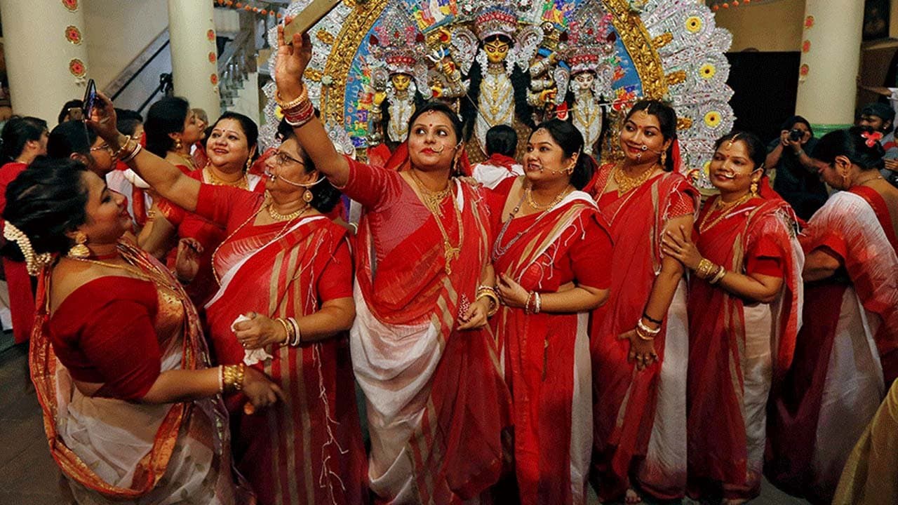 This Muslim-majority country is home to the worlds third-largest Hindu population 